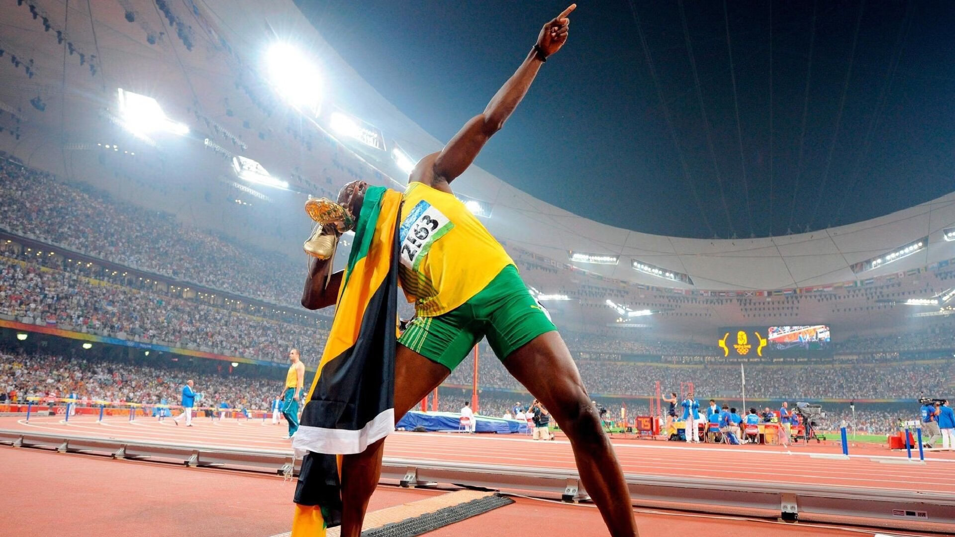 在线入口-田径赛场焦点！西班牙队对阵俄罗斯队，历史性突破，球队首次挺进决赛